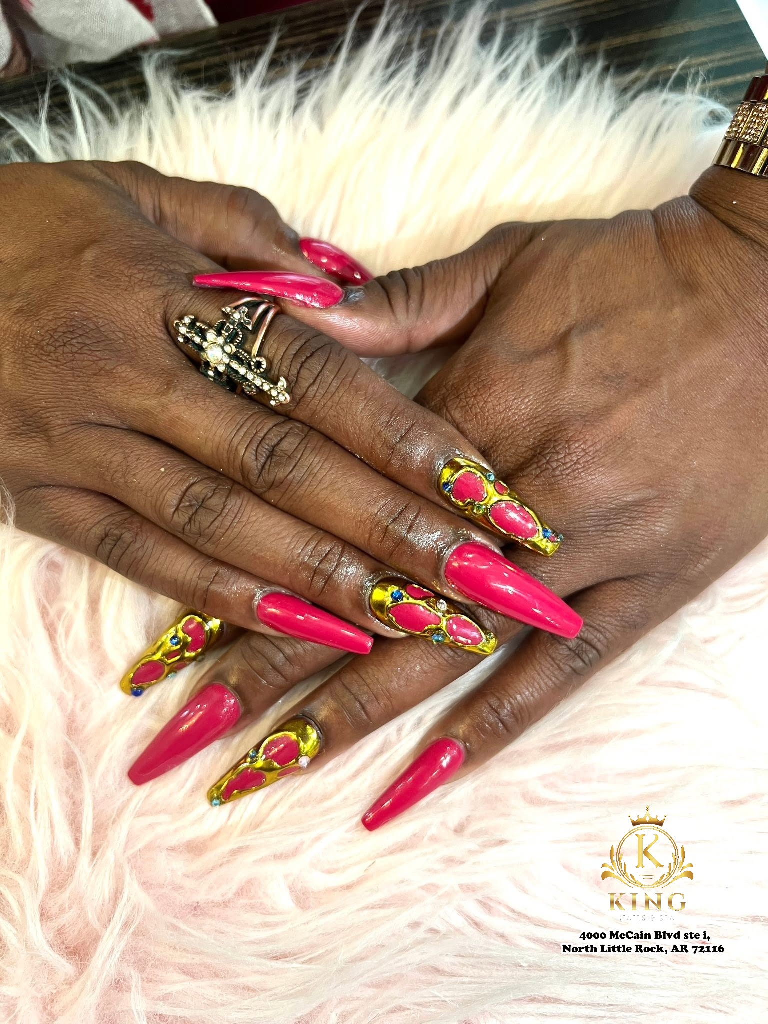 Elegant nails